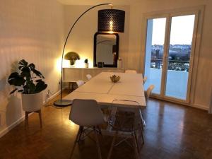 Ciboure : T4 spacieux avec balcon et véranda, proche golf - FR-1-239-554