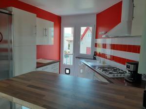 Appartements Ciboure : T4 spacieux avec balcon et veranda, proche golf - FR-1-239-554 : photos des chambres