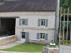 Maisons de vacances Maison Lesigny - Vienne , 3 pieces, 4 personnes - FR-1-541-43 : photos des chambres