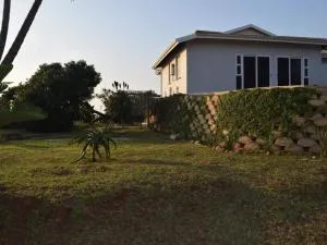 The Beach House by African Watersports - Ispongo