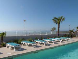 Appartement pour 4 pers avec terrasse, jardin, piscine et accès plage - Animaux admis - FR-1-194-218