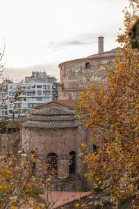 Houseloft Rotunda Getaway