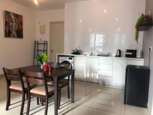 Cozy 2BR APT @Ampang Embassy Row