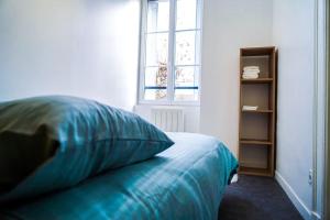 Appartements Le Petit Marin • Cosy • Netflix & Wifi • Proche Centre-Ville : photos des chambres