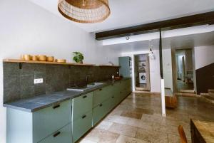 Superb loft featuring garden, sauna and private pool