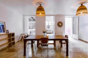 Superb loft featuring garden, sauna and private pool