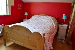 Villa accueillante à Saint-Vincent-Rive-dOlt avec piscine privée