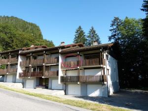 Appartements Appartement La Clusaz, 3 pieces, 4 personnes - FR-1-304-101 : photos des chambres