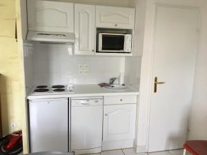 Maison vacances 2 ch, parking, animaux admis, proche plage et commerces - FR-1-482-44