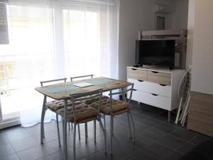 Appartements Appartement Fort-Mahon-Plage, 1 piece, 4 personnes - FR-1-482-47 : photos des chambres