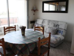 Appartements Appartement Fort-Mahon-Plage, 2 pieces, 2 personnes - FR-1-482-53 : photos des chambres