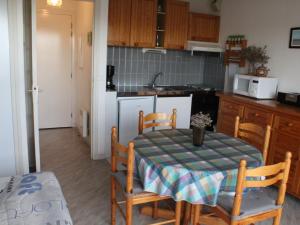 Appartements Appartement Fort-Mahon-Plage, 2 pieces, 2 personnes - FR-1-482-53 : photos des chambres