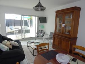 Appartements Appartement Les Sables-d'Olonne, 3 pieces, 4 personnes - FR-1-92-814 : photos des chambres