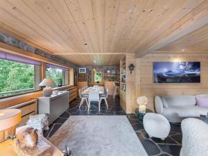 Chalet familial rénové avec sauna près des pistes - FR-1-565-10