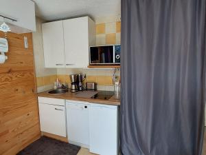 Studio moderne, centre station, terrasse sud, animaux admis - FR-1-516-194