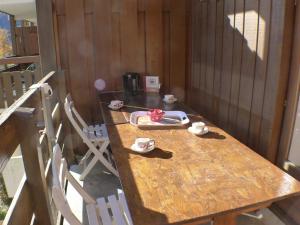 Studio coquet au centre de Samoëns avec parking privatif, proche des commodités - FR-1-629-116