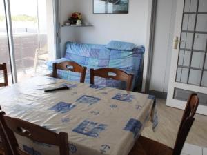 Appartements Appartement Fort-Mahon-Plage, 2 pieces, 4 personnes - FR-1-482-2 : photos des chambres