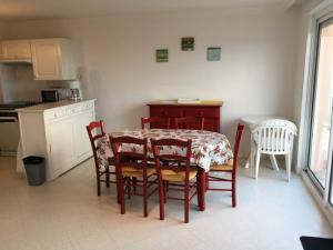 Appartements Appartement Fort-Mahon-Plage, 4 pieces, 6 personnes - FR-1-482-30 : photos des chambres