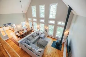 Waterfront, Luxury, Spacious home in Freeport! - 刘易斯顿