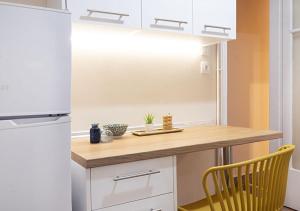 Houseloft White Tower Icon