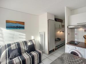 Studio rénové avec balcon, animaux acceptés, wifi, à 650m des Thermes - FR-1-451-92