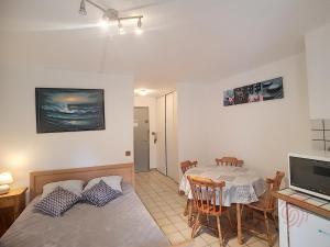 Charmant studio RDC avec terrasse, proche Thermes et centre-ville, accepte animaux - Lamalou-les-Bains - FR-1-451-98