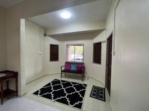AHZA MY HOMESTAY KEMAMAN