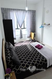 Rizqi Muslim Homestay Meru Casa Kayangan