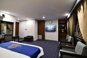 Royal Regency Hotel - Bicho