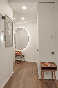 IVIS House - Stylish and Original Apartment in Vilnius Old Town