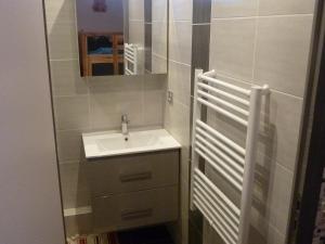 Studio cabine cosy 4 personnes, balcon sud, parking privé, centre Valloire, proche télécabine. - FR-1-263-14