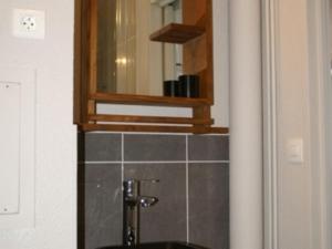 Appartements Chaleureux 2P, balcon, proche pistes & commerces - FR-1-557-99 : photos des chambres