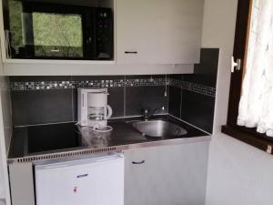 Studio cabine cosy avec balcon et équipements - FR-1-557-108