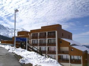 Studio cabine cosy avec balcon et équipements - FR-1-557-108