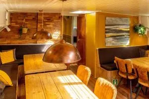 Boutique style ship 10 double cabins - Edam