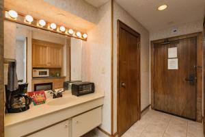 Tamarron Lodge Studio 102