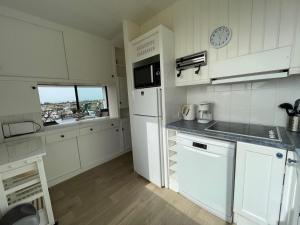 Appartements Appartement Jullouville, 3 pieces, 5 personnes - FR-1-361-162 : photos des chambres