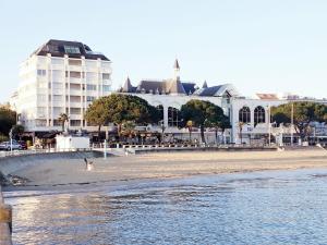 Arcachon T3 Lumineux 50m Plage Centre Ville avec Parking et WIFI - FR-1-420-60