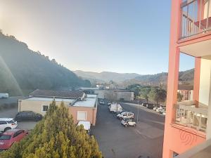 Appartement F2 lumineux avec balcon, proche centre et Thermes, animaux acceptés, wifi gratuit - FR-1-451-21