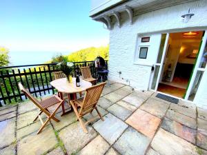 WOODY BAY FALLING WATER 2 Bedrooms