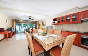 Kamala Beachfront Apartment