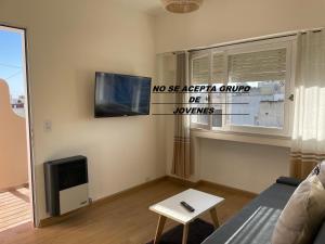 Colon La Madrid Impecable a 100 metros Hotel Provincial y Plaza Colon cochera opcional