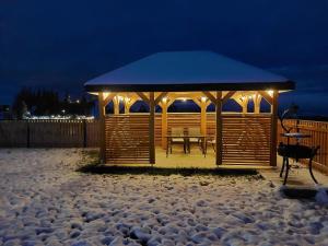 Domki na Wierchu - widok na góry i Kotelnice