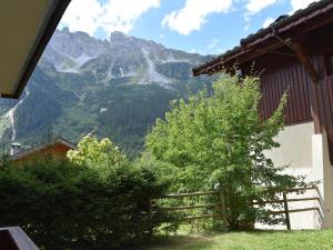 Appartement avec jardin, idéal pour famille, proche pistes - FR-1-464-68