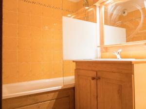 Appartements Duplex 8 pers. au pied des pistes avec balcon, terrasse, parking et WIFI, Val-Cenis - FR-1-508-91 : photos des chambres