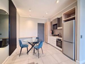 11 Floors in the Sky - Luxurious 1 Bedroom