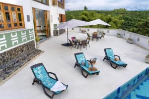 Casa Campestre Montenegro cerca al Parque del Café con piscina privada