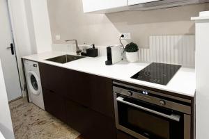 Appartements LE MEDITERRANEEN - Terrasse - Parking : photos des chambres