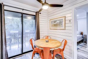 Carolina Beach Club, Unit 126