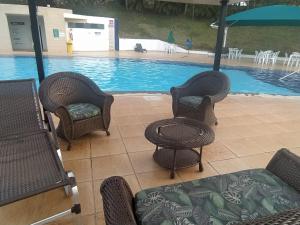 Apartamento encantador de frente ao lago Corumbá